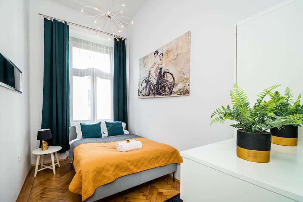 Royal City Apartment 40 M2 Krakow Exterior photo