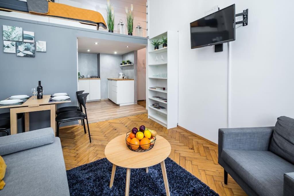Royal City Apartment 40 M2 Krakow Exterior photo