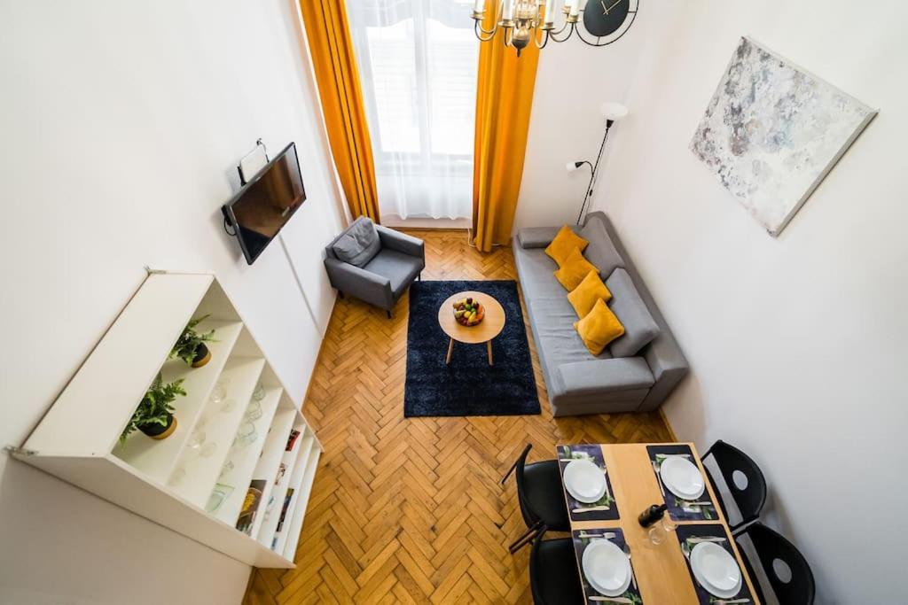 Royal City Apartment 40 M2 Krakow Exterior photo